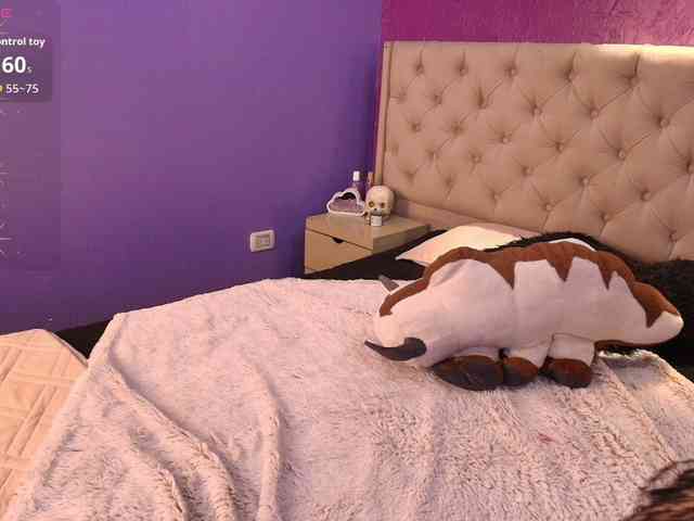 LittleCheerry webcam