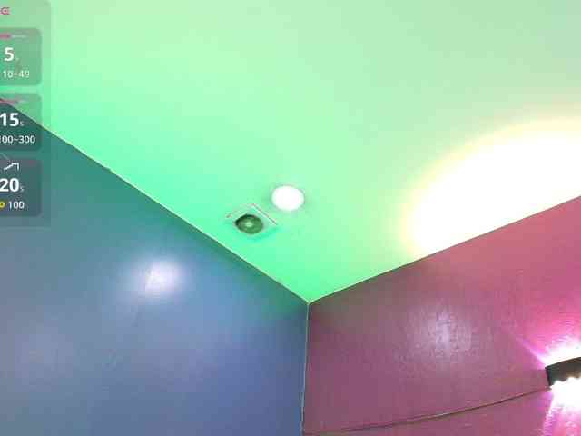 LittleCheerry webcam