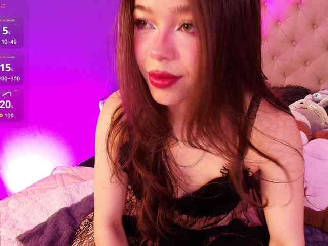 LittleCheerry webcam