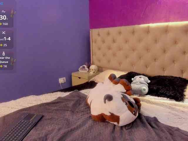 LittleCheerry webcam