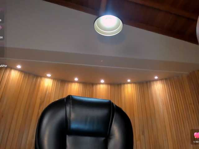 GabriellaLee live cam preview