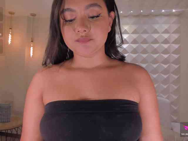 GabriellaLee webcam