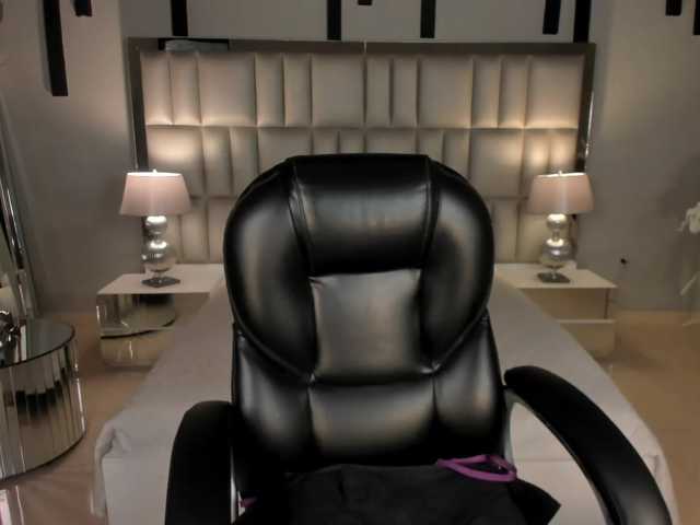 StacyWoods live cam on BongaCams