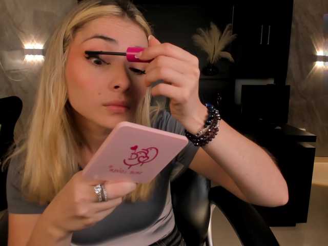 StacyWoods live cam on BongaCams