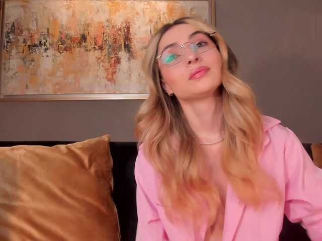StacyWoods live cam on BongaCams