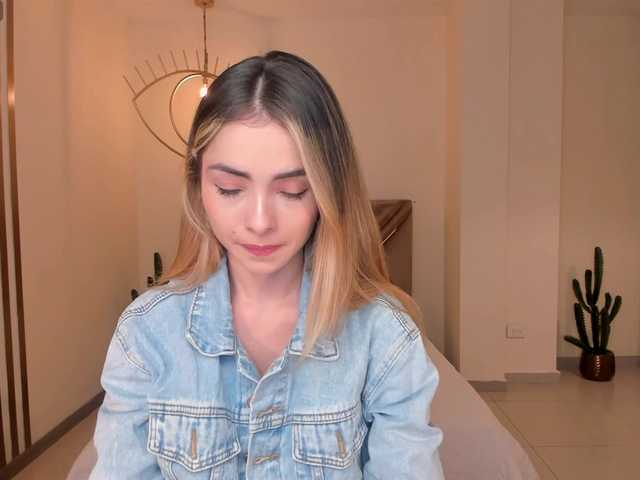 StacyWoods live webcam show