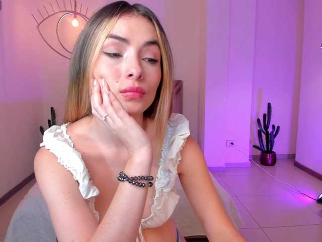 StacyWoods live webcam show