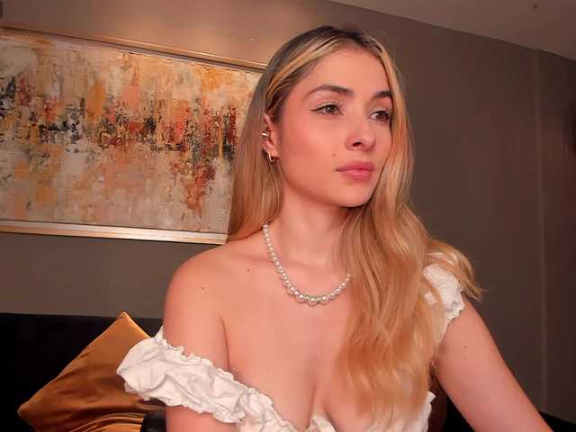 StacyWoods live cam on BongaCams