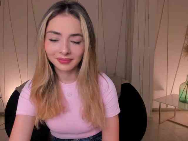 StacyWoods Live Webcam on BongaCams