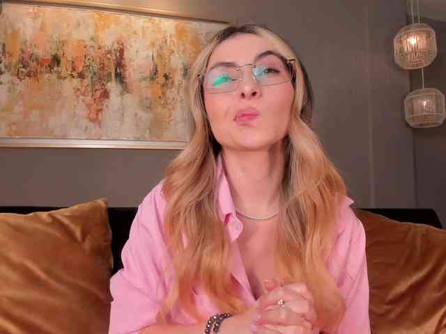 StacyWoods webcam