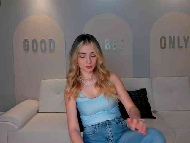 StacyWoods webcam