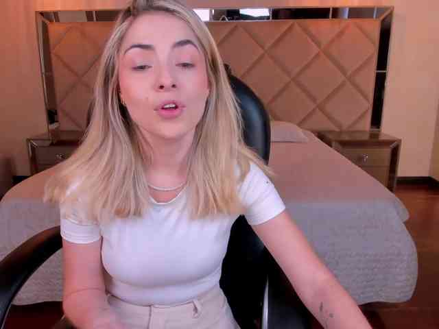StacyWoods StacyWoods