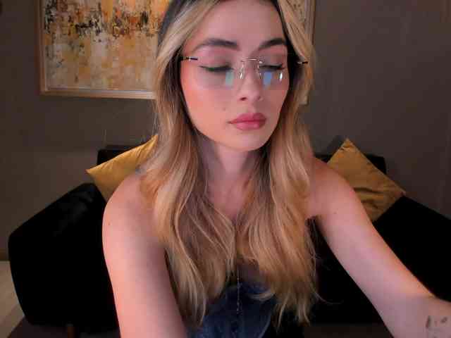 StacyWoods webcam