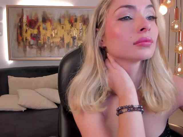 StacyWoods webcam