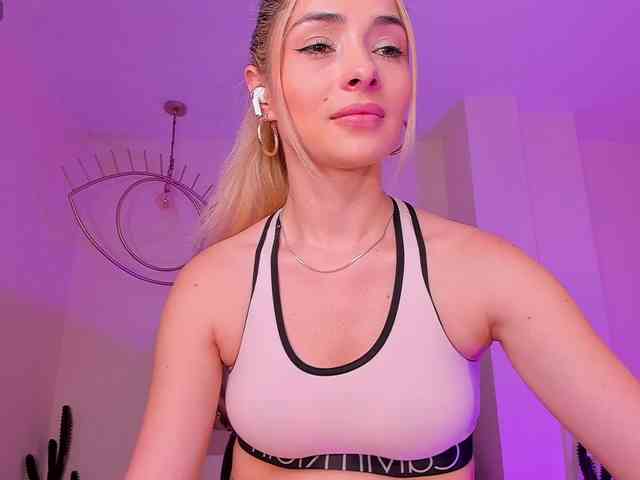 StacyWoods webcam