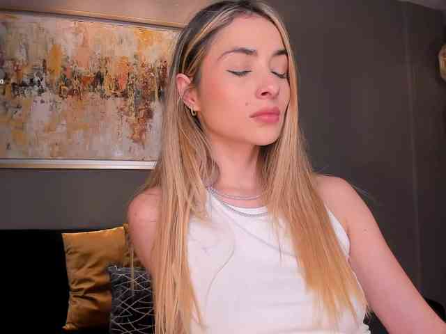 StacyWoods webcam