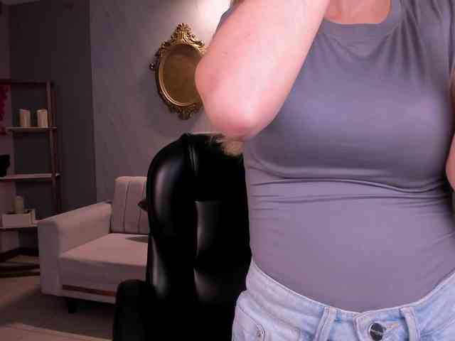 StacyWoods webcam