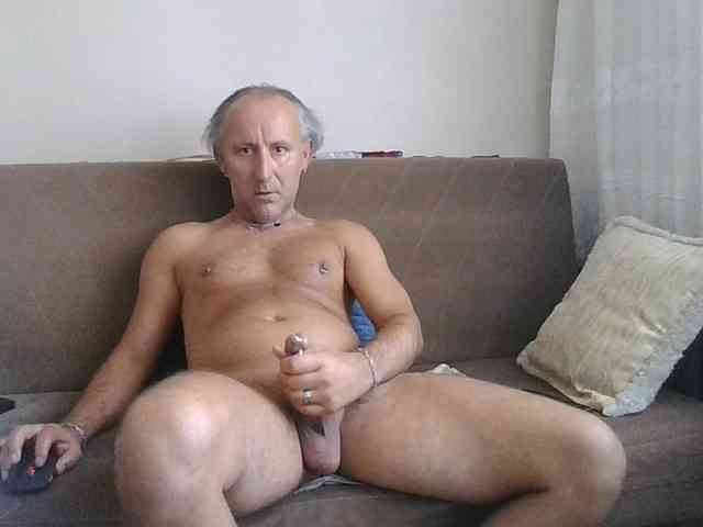 BuckWessle Sex Cam Show