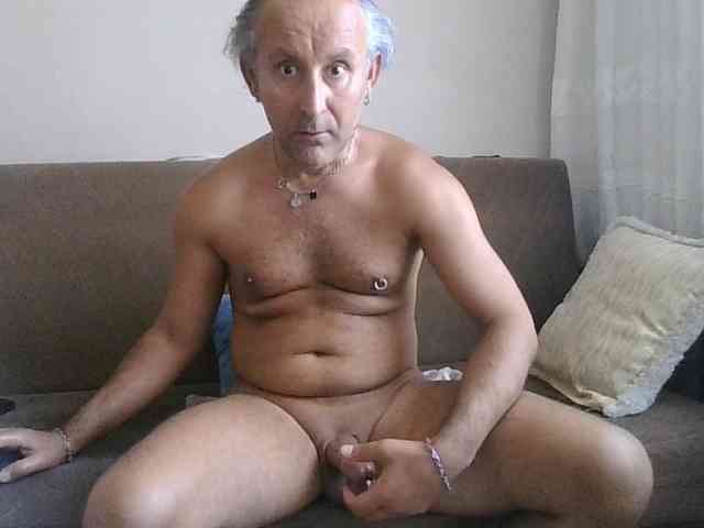 BuckWessle Sex Cam Show