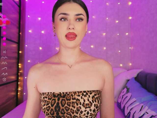 translateenglish live cam on BongaCams