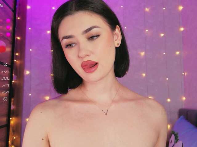 translateenglish live cam on BongaCams