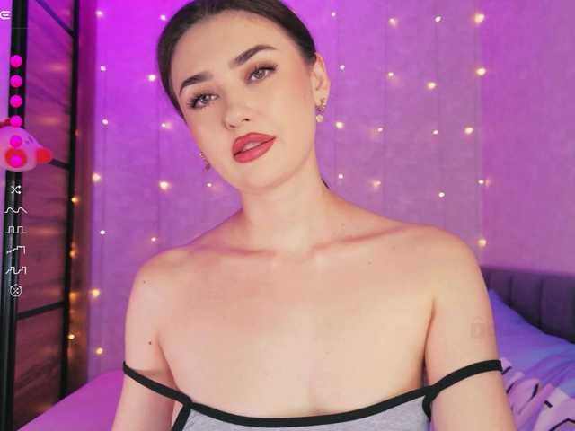 translateenglish live cam on BongaCams