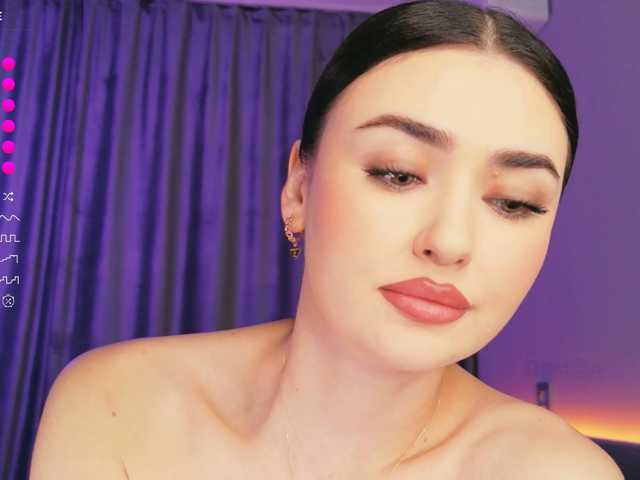 translateenglish live cam on BongaCams