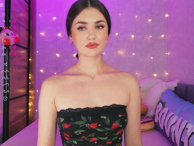 translateenglish live cam on BongaCams