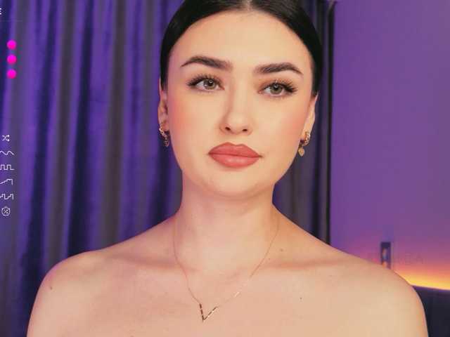 translateenglish, live now on BongaCams