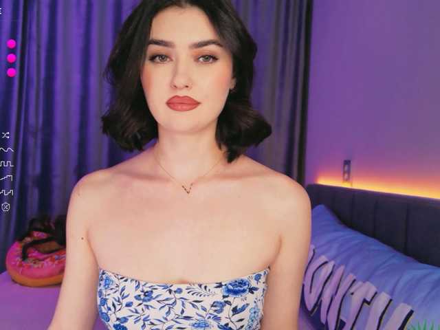 translateenglish live cam on BongaCams