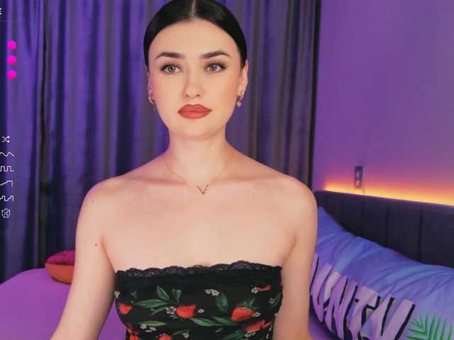 LeJanele — live female cam