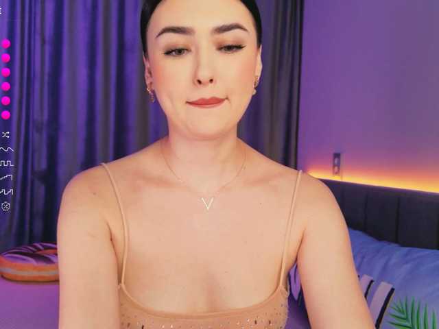 translateenglish, en directo ahora en BongaCams