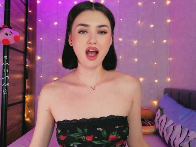 translateenglish live cam on BongaCams