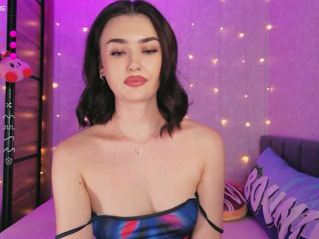 translateenglish live cam on BongaCams