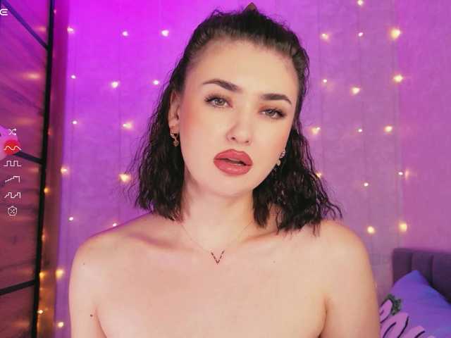 translateenglish live cam on BongaCams