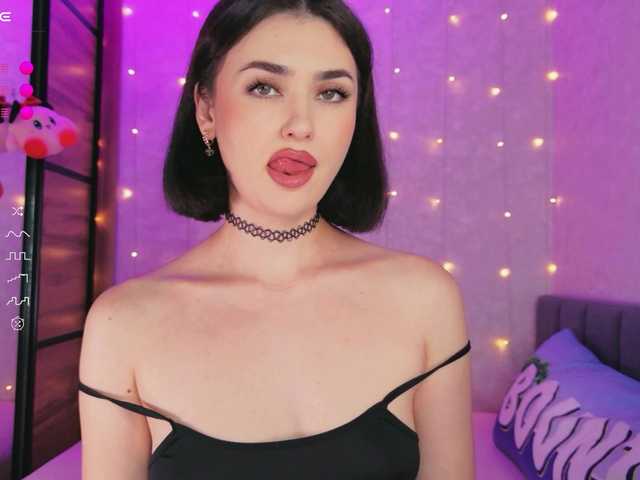 translateenglish live cam on BongaCams