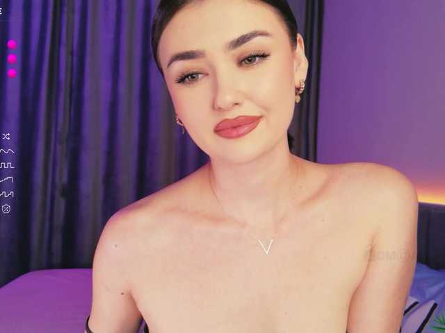 translateenglish live cam on BongaCams
