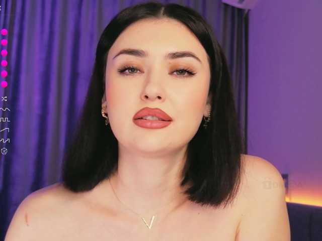 translateenglish live cam on BongaCams