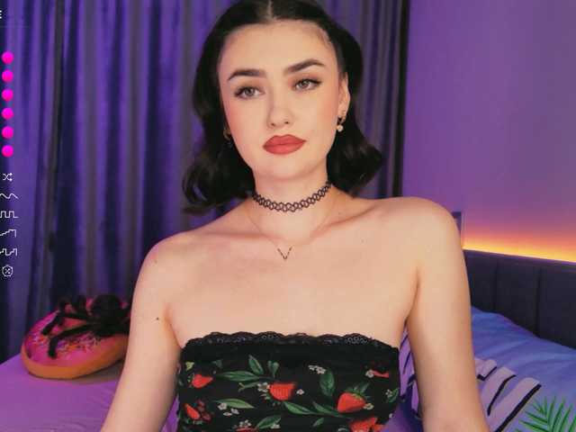 translateenglish live cam on BongaCams