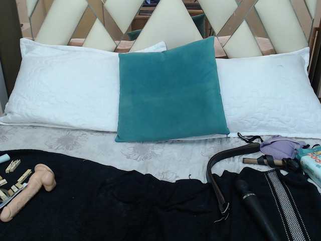 HunterIgnis live cam on BongaCams