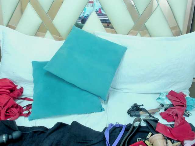 HunterIgnis live cam on BongaCams