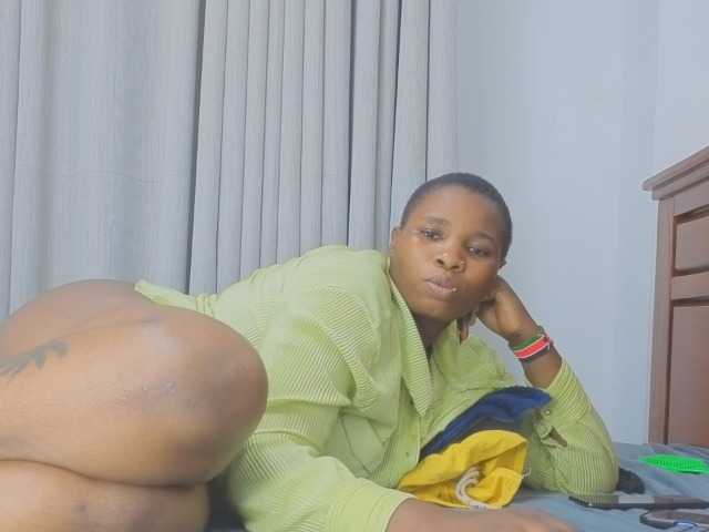 MISS-FAITH091 live cam on BongaCams