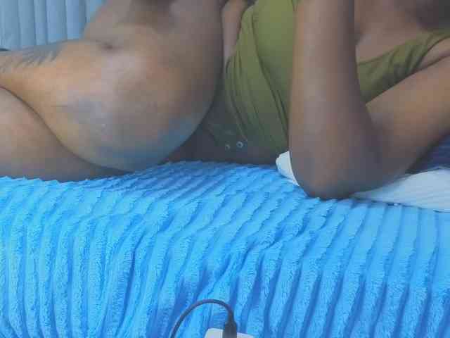 MISS-FAITH091 webcam