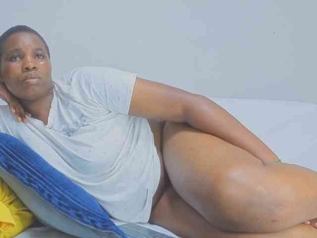 MISS-FAITH091 webcam