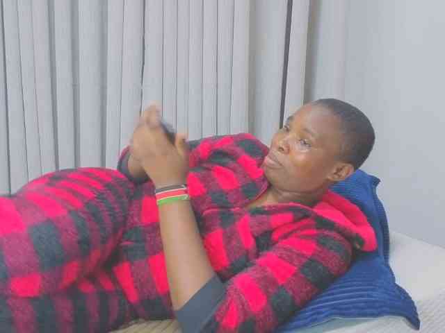 MISS-FAITH091 webcam