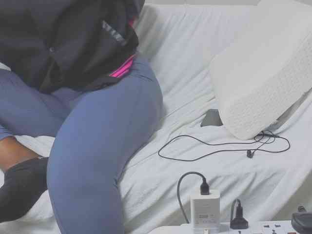 MISS-FAITH091 webcam