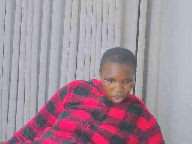 MISS-FAITH091 webcam