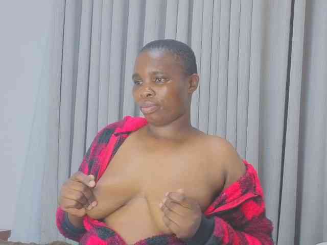 MISS-FAITH091 webcam