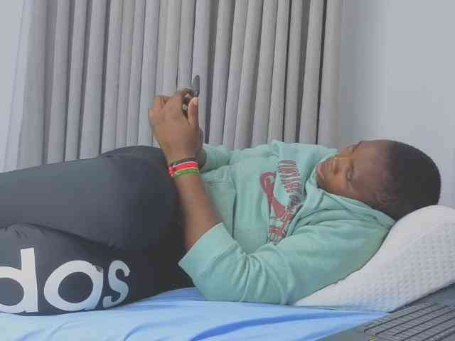 MISS-FAITH091 webcam