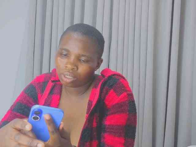 MISS-FAITH091 webcam